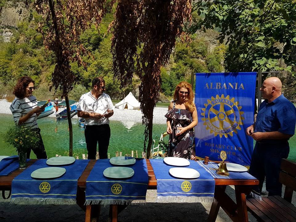 Ndërrimi i Çekiçit 2017 — Rotary Club Shkodër