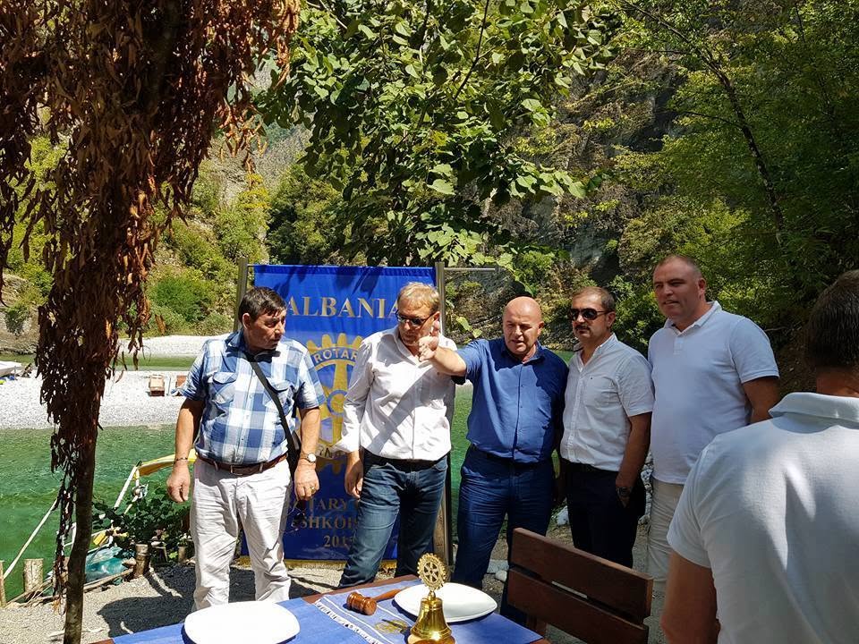 Ndërrimi i Çekiçit 2017 — Rotary Club Shkodër