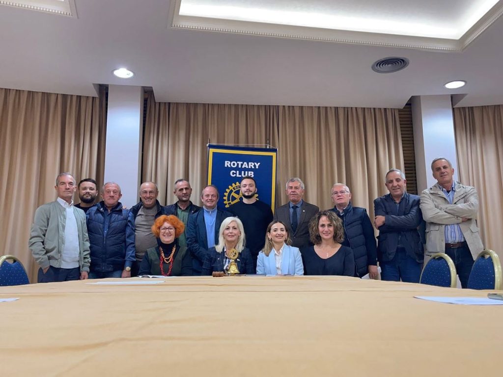 Takimi i parë — vit Rotarian 2022–2023