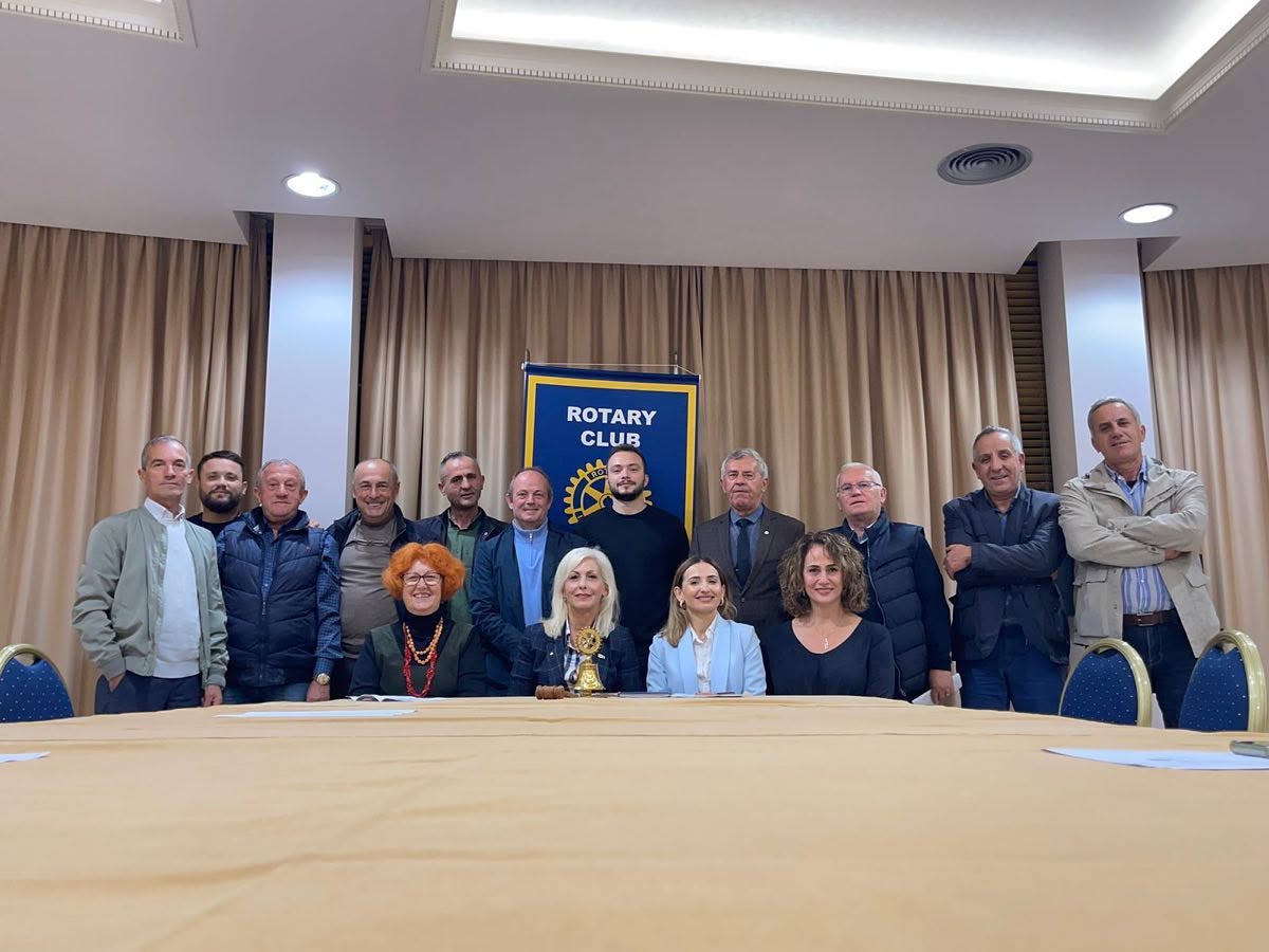 Takimi i parë — vit Rotarian 2022–2023